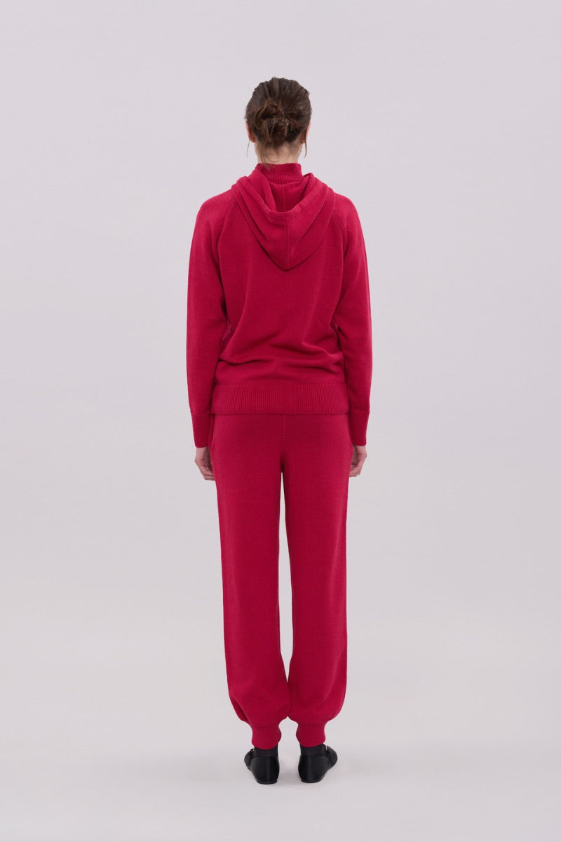 KNITTED ROLL NECK HOODIE IN BURGUNDY