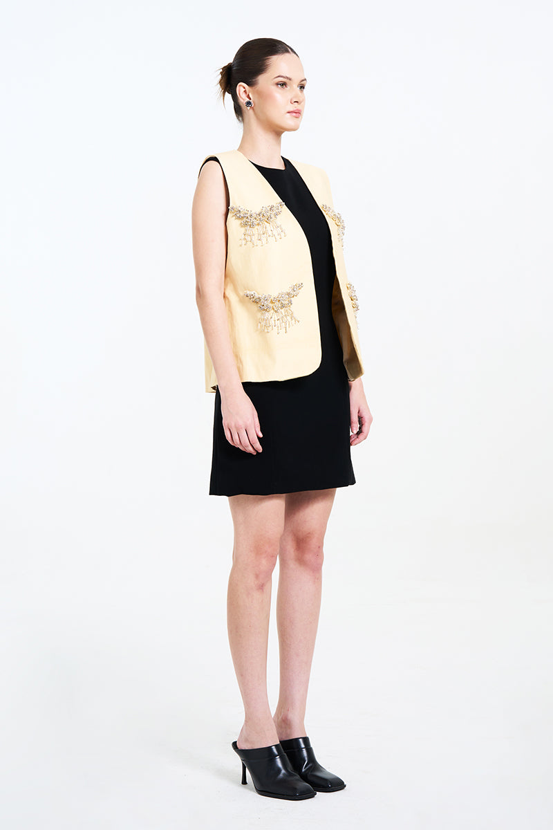 ALORA VEST IN SOFT YELLOW