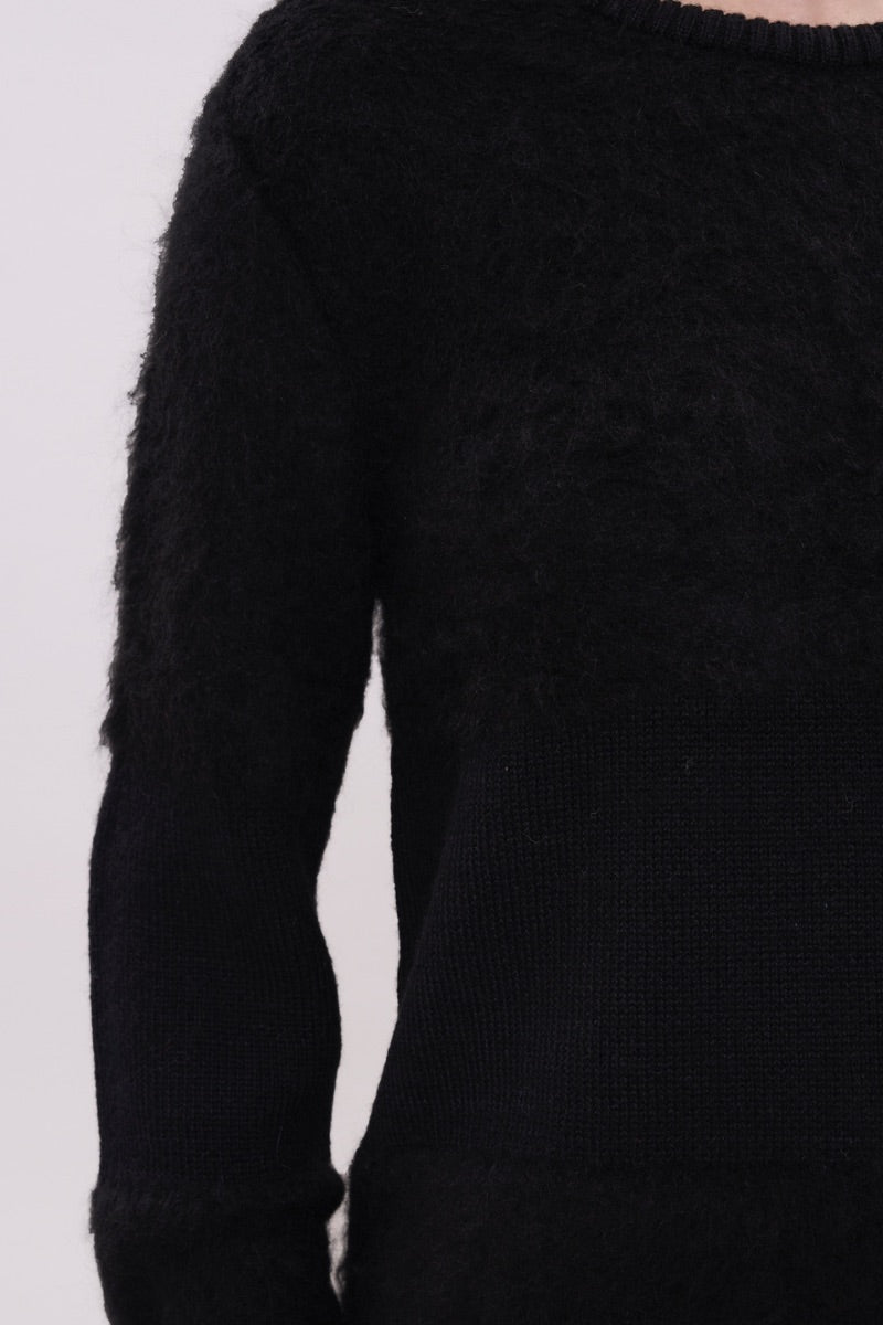 TWO-TONE CREWNECK IN BLACK