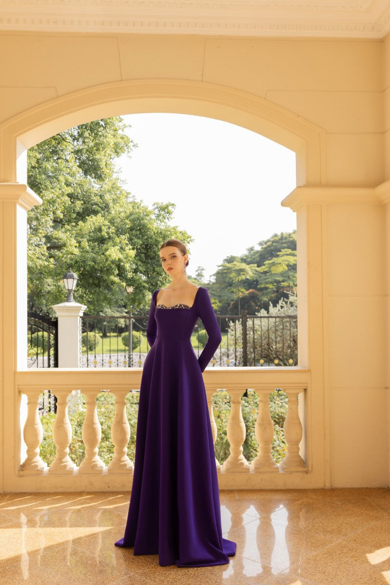BLANCHE CREPE GOWN