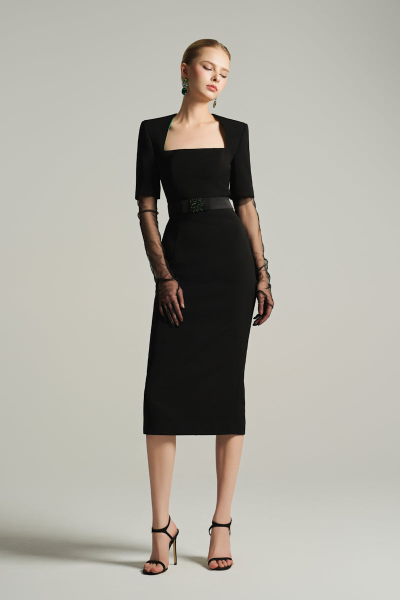 KNEE LENGTH DRESS IN BLACK