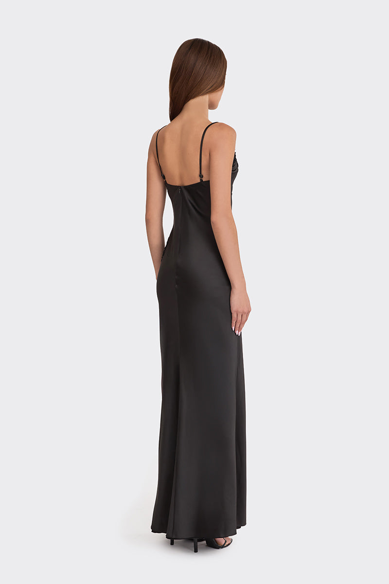 SIGNATURE V NECK LACE MAXI DRESS IN BLACK