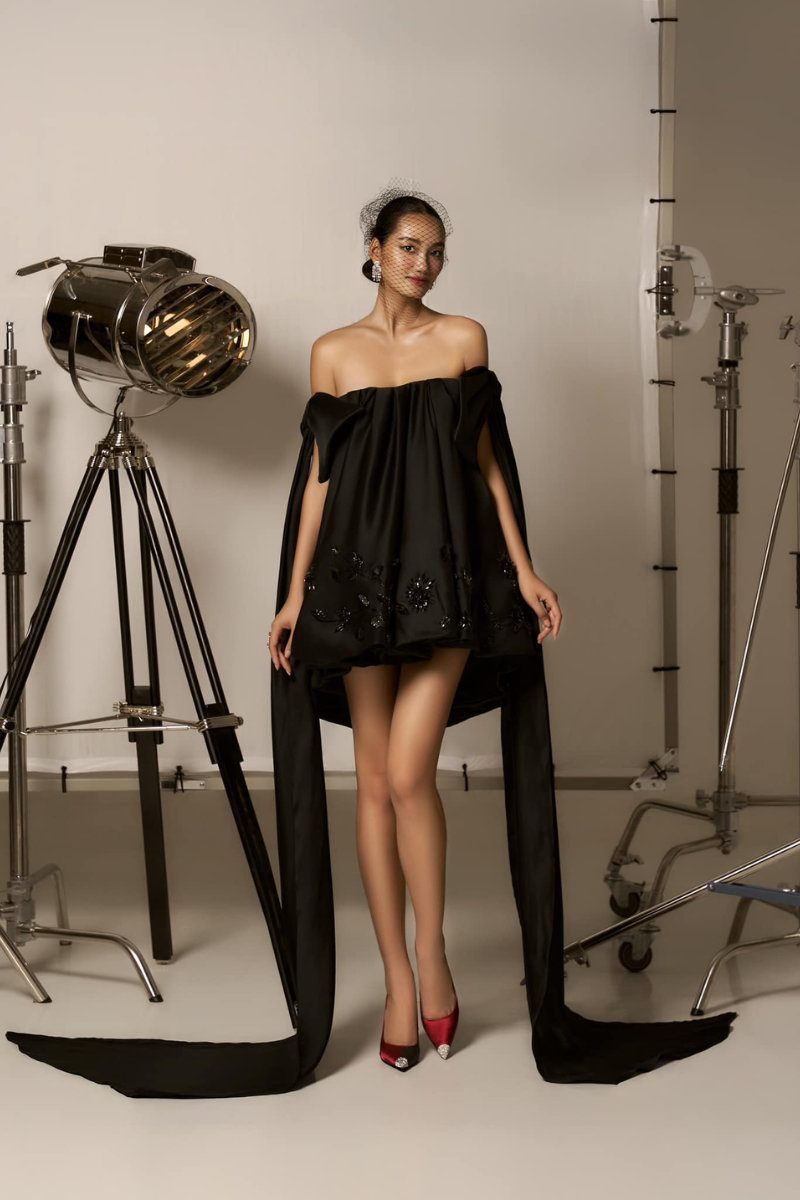 EMBELLISHMENT OFF-SHOULDER MESH MINI DRESS