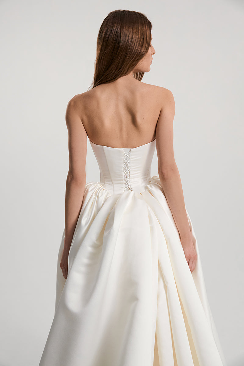ETERNA DRESS SATIN IN OFF-WHITE