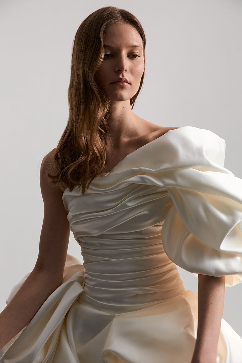 BISOU MINI DRESS SATIN IN OFF-WHITE