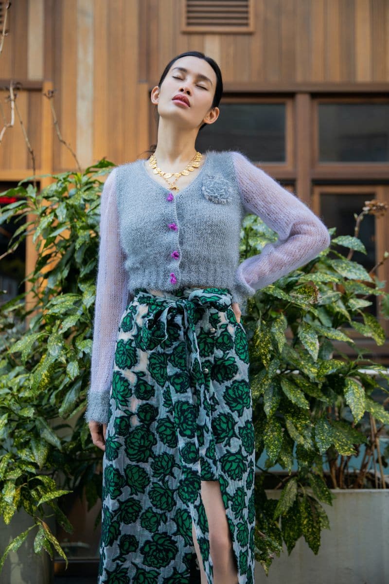 GRAY HANDMADE CASHMERE KNIT CARDIGAN