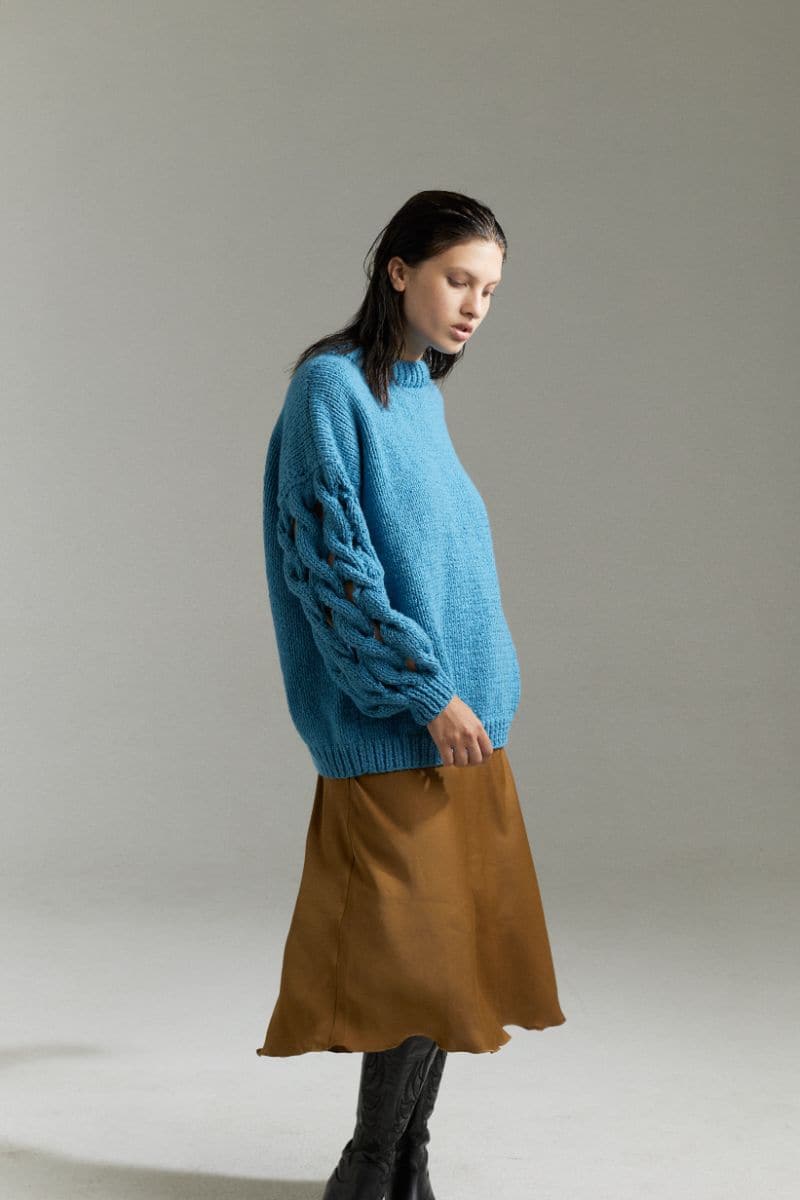 ISABEL CREW NECK SWEATER