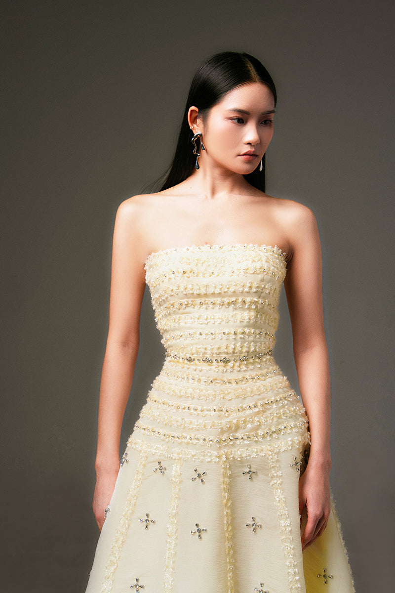 CULT MIA X HAPPY CLOTHING TERRY STRAPLESS STONE ORGANZA MAXI DRESS IN LIGHT YELLOW
