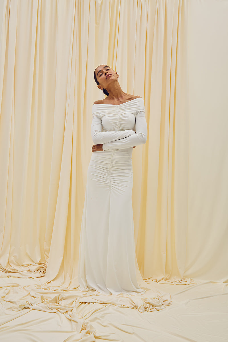 TREASURE DRESS IN OFF WHITE