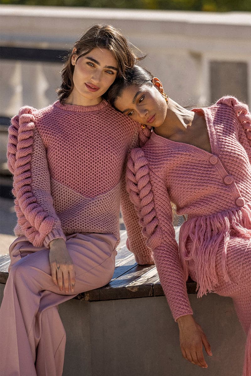 TURTLENECK PINK SWEATER
