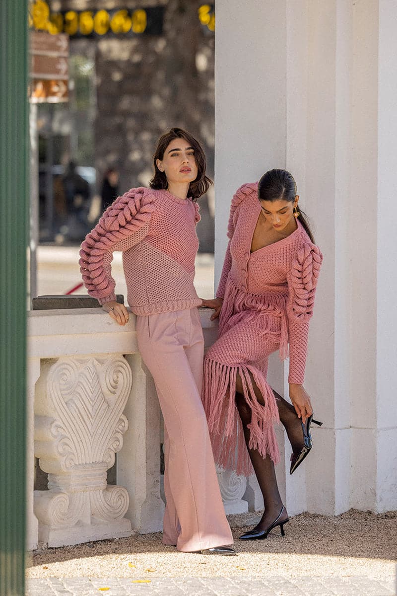 TURTLENECK PINK SWEATER