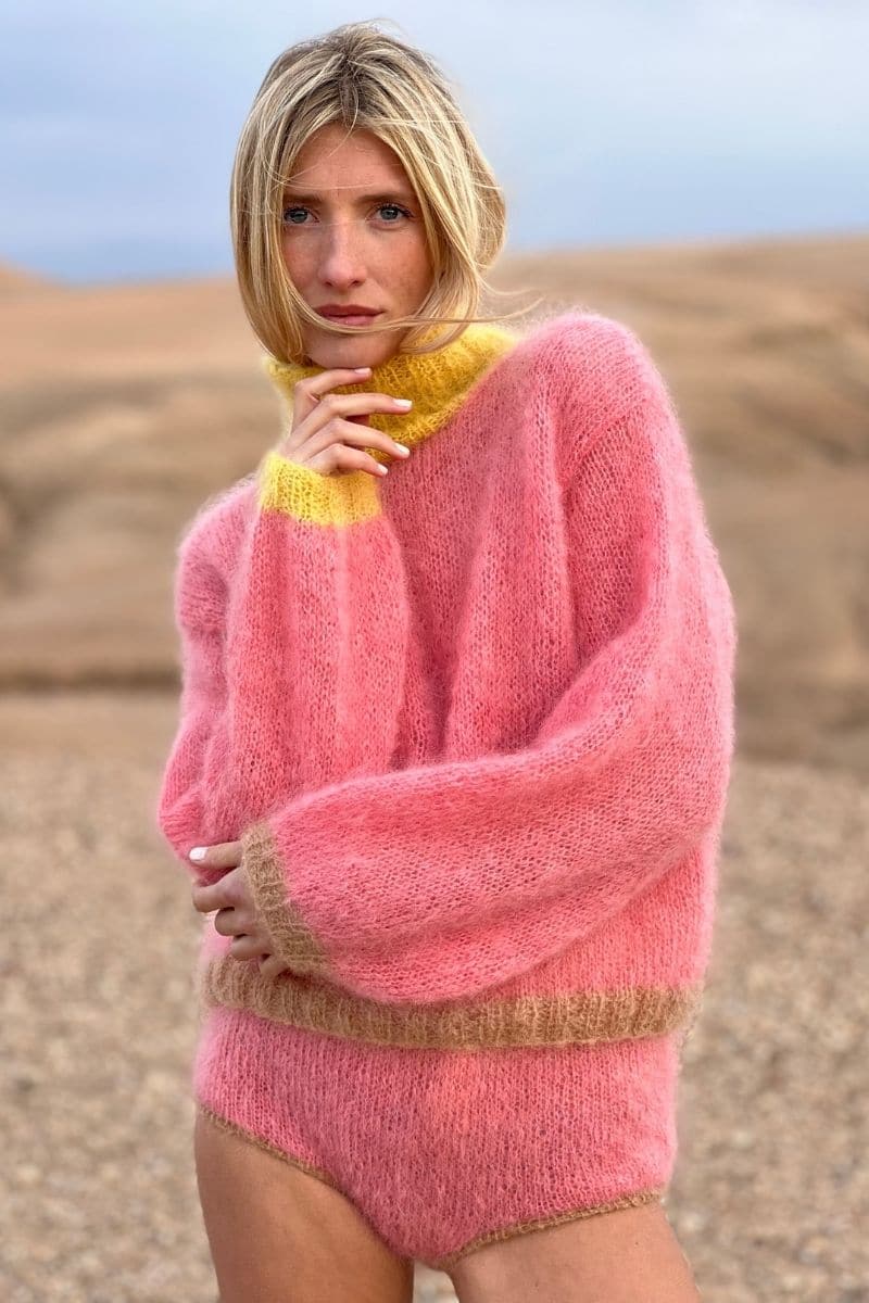 BLUSH COLORBLOCK MOCK NECK MOHAIR SWEATER
