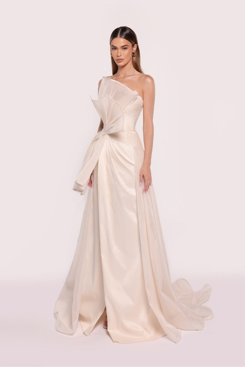 EPHESUS DRESS IN VANILLA