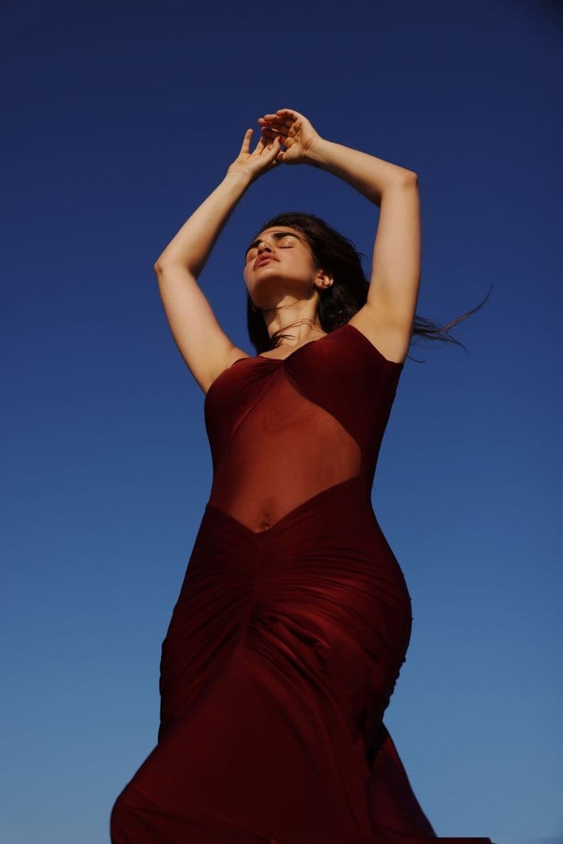 SAVANNAH MAROON RUCHED GOWN