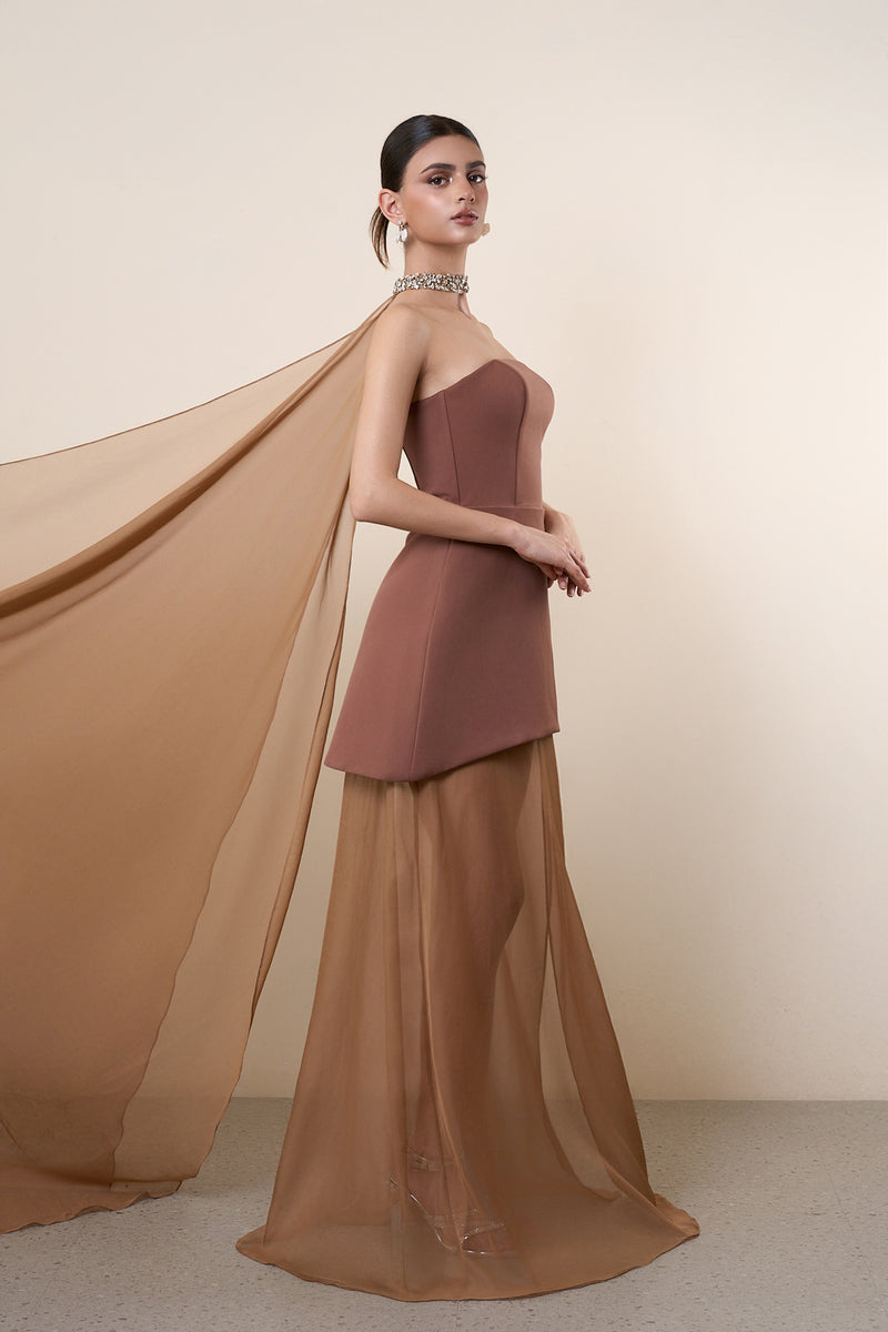 STRAPLESS MAXI DRESS WITH CAPE IN BROWN