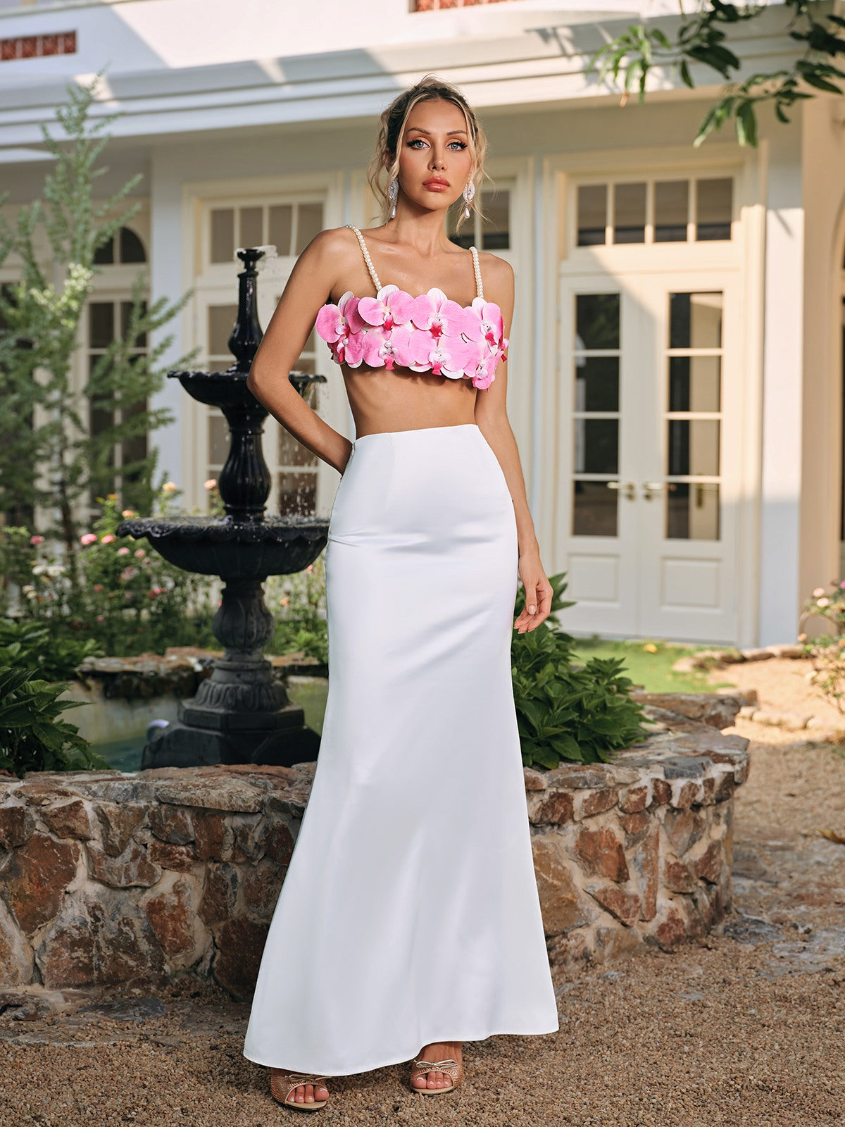 Cazrik Pearl Flower Skirt Set