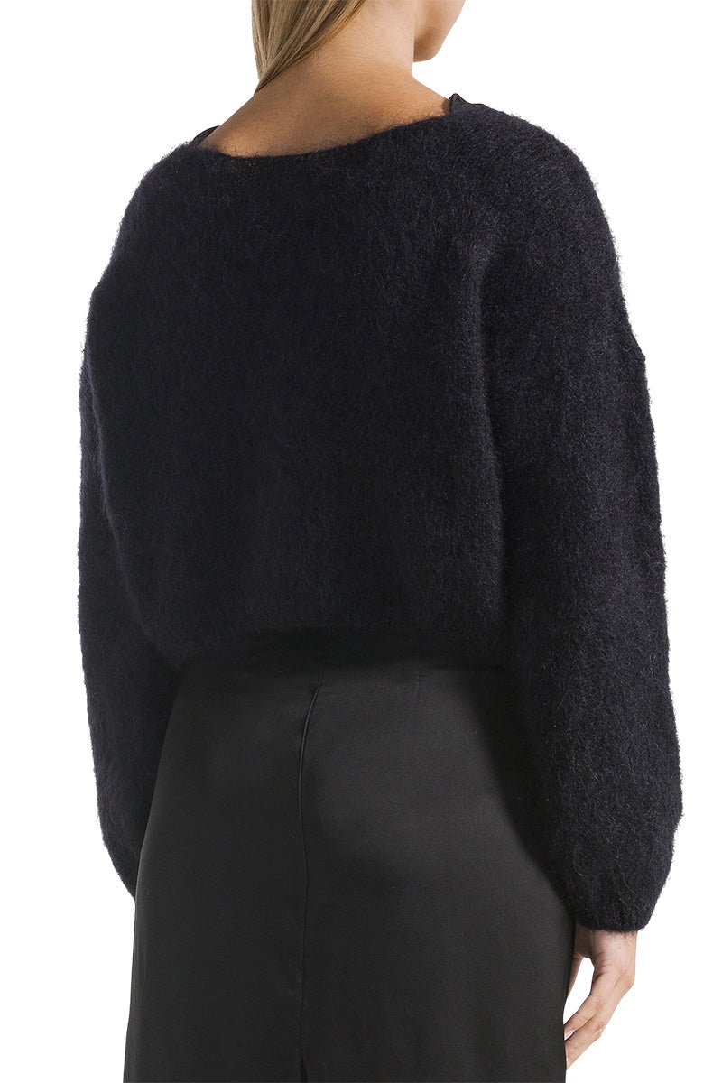 CORNELIA CROPPED IN BLACK