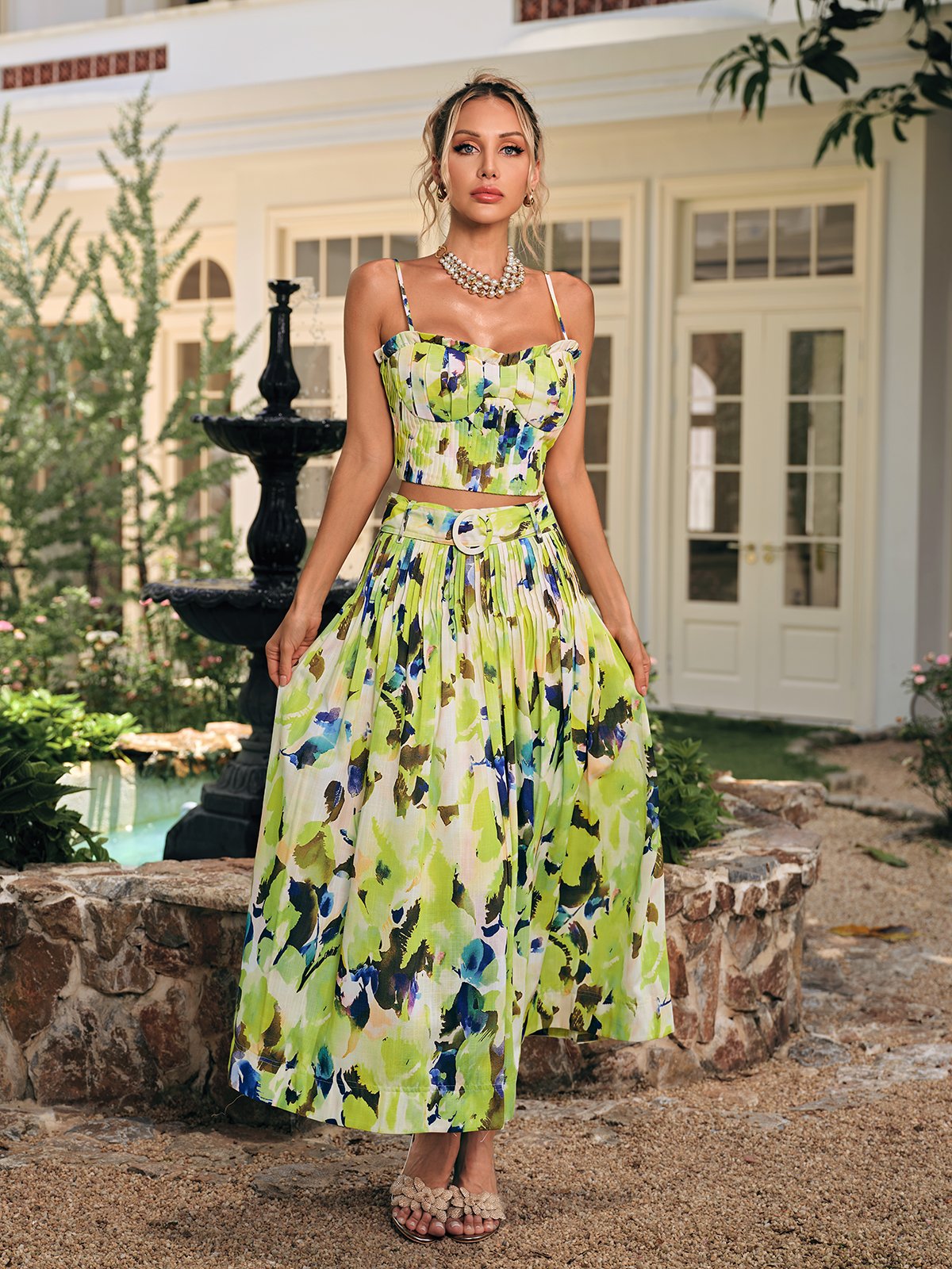 Daeltox Printed Pleated Skirt Set