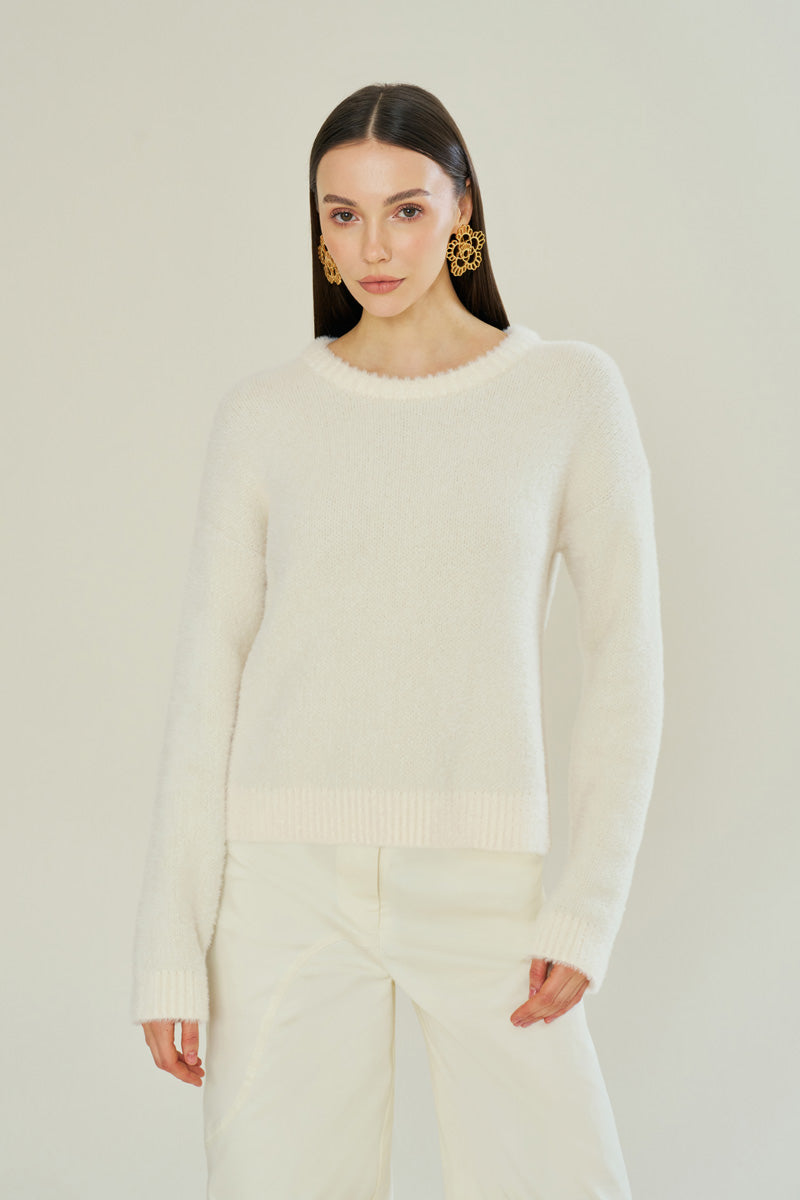 SOFT VANILLA OVERSIZE ICONIC KNIT
