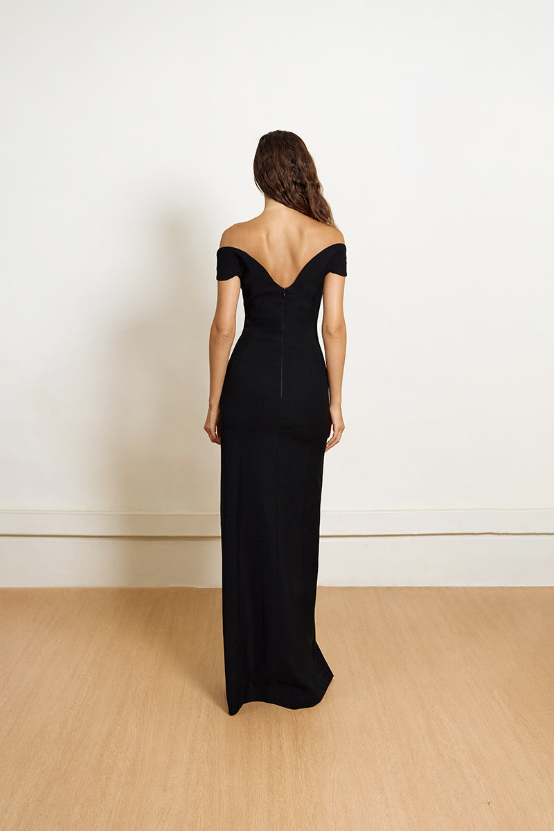 LAYERS GOWN IN BLACK