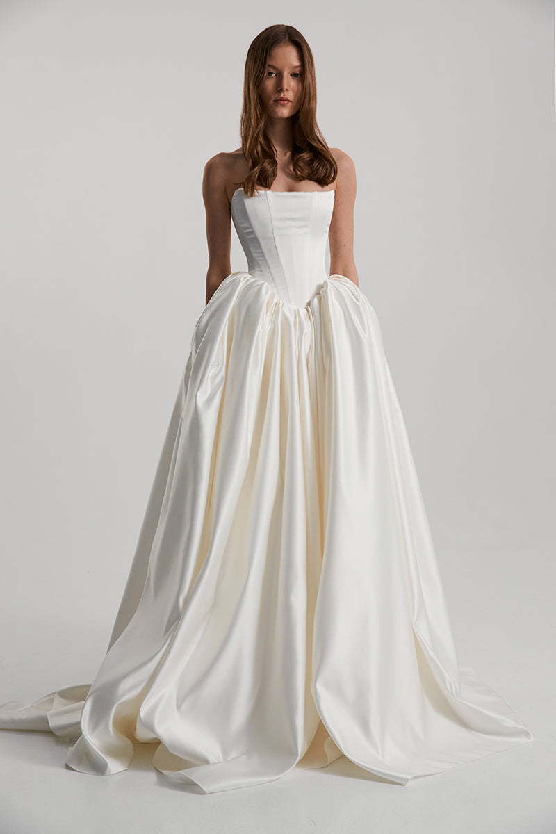 ETERNA DRESS SATIN IN OFF-WHITE