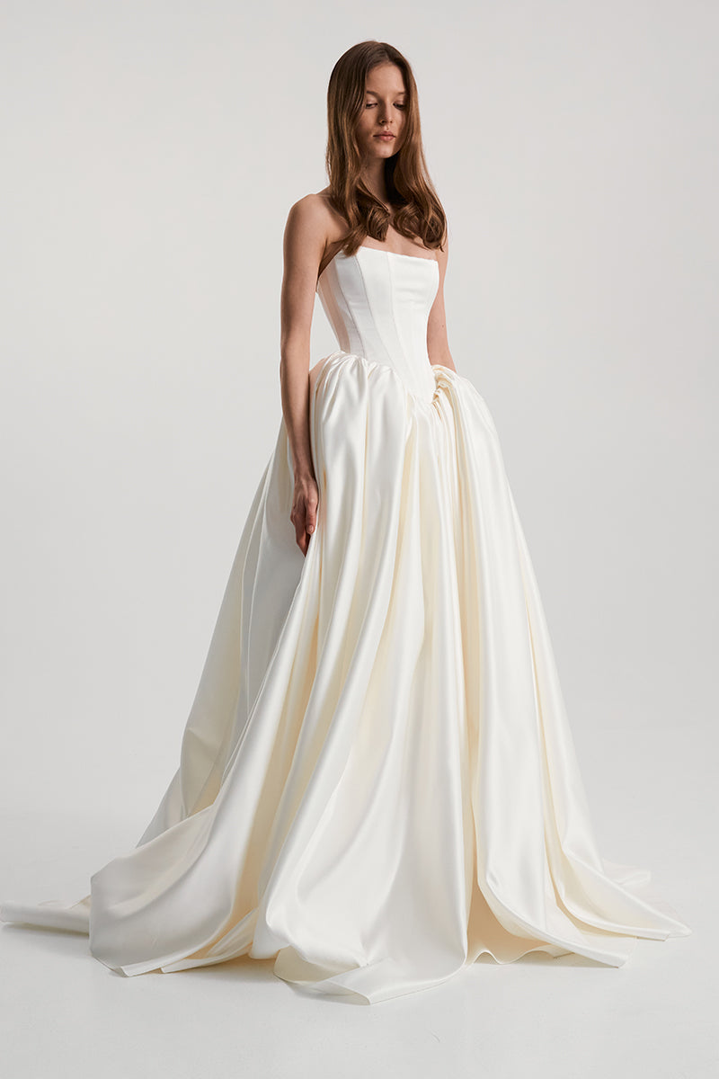 ETERNA DRESS SATIN IN OFF-WHITE