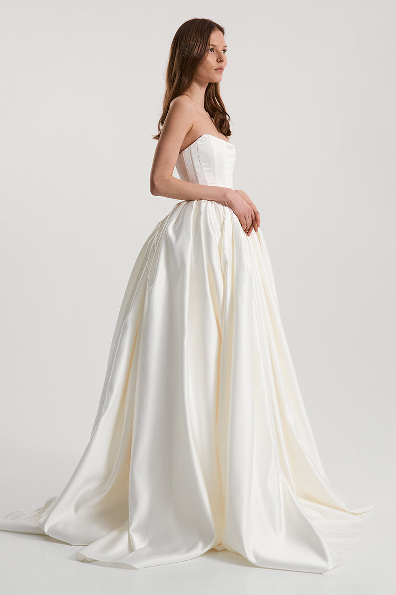 ETERNA DRESS SATIN IN OFF-WHITE
