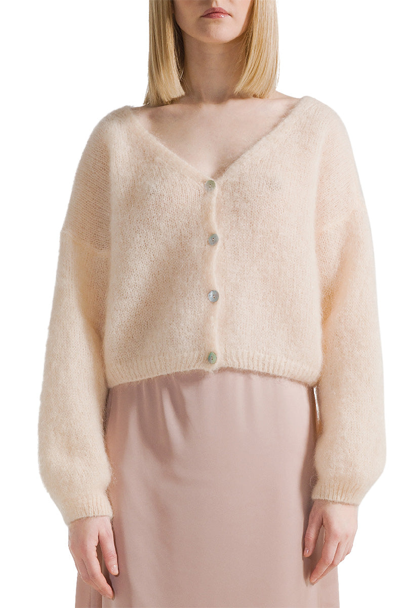 CORNELIA CROPPED IN ALMOND