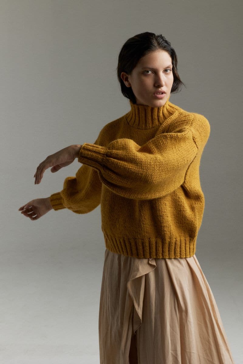 MUSTARD EVE MIDI TURTLENECK SWEATER
