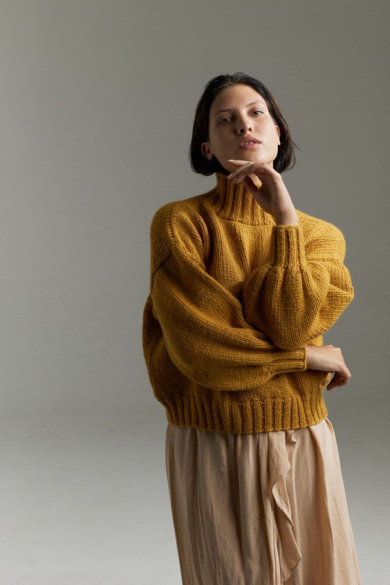 MUSTARD EVE MIDI TURTLENECK SWEATER