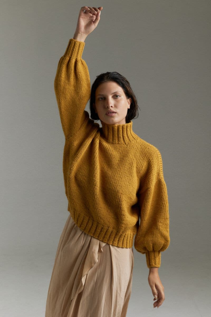 MUSTARD EVE MIDI TURTLENECK SWEATER