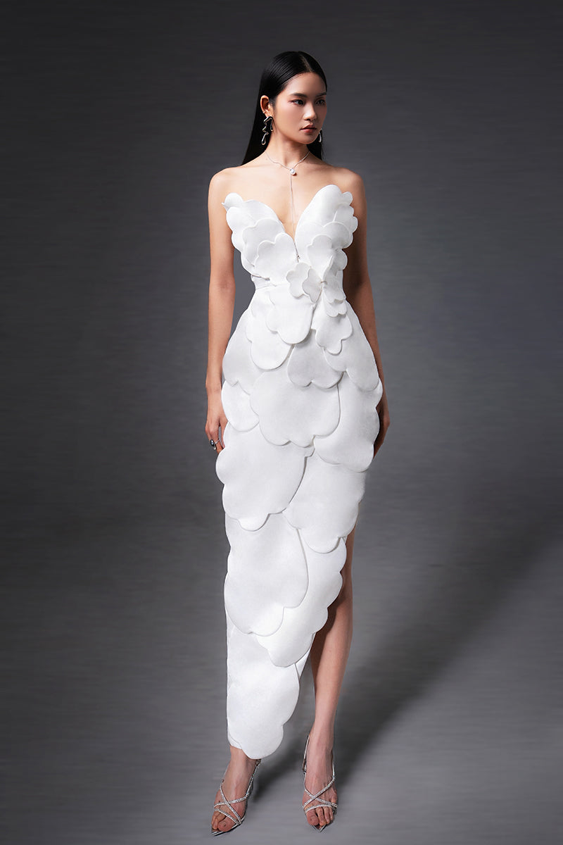 CULT MIA X HAPPY CLOTHING PEGGED SLEEVELESS TAFFETA MAXI DRESS IN WHITE