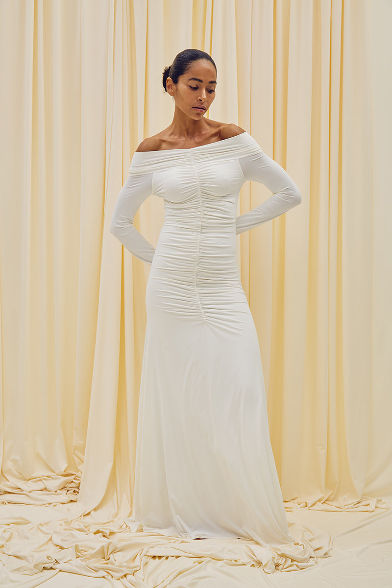 TREASURE DRESS IN OFF WHITE