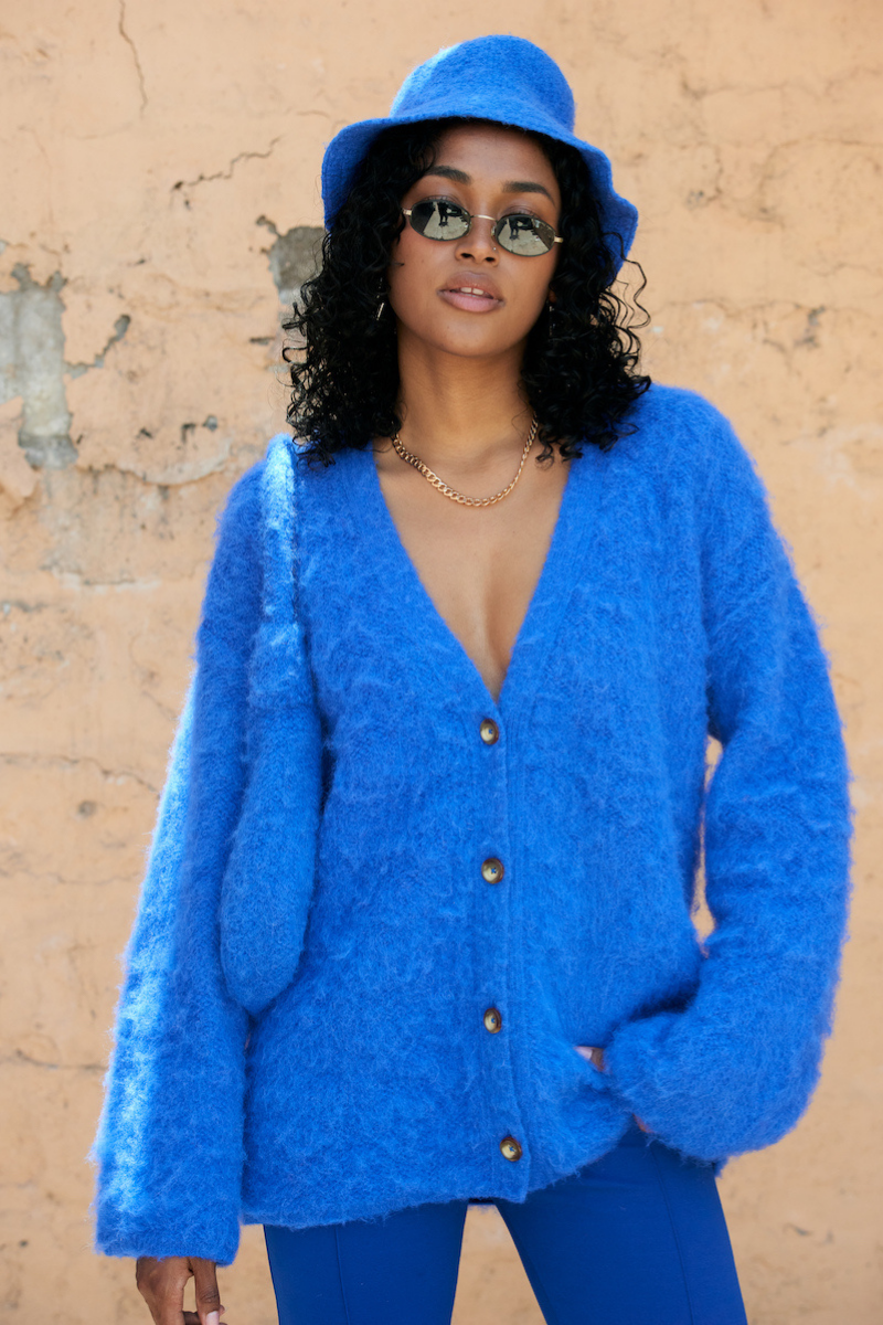 SURI KNITTED BLUE CARDIGAN