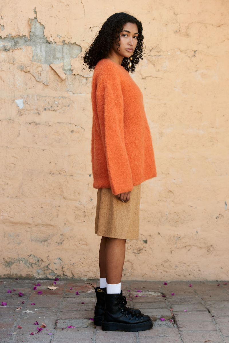 SURI KNITTED ORANGE CREWNECK