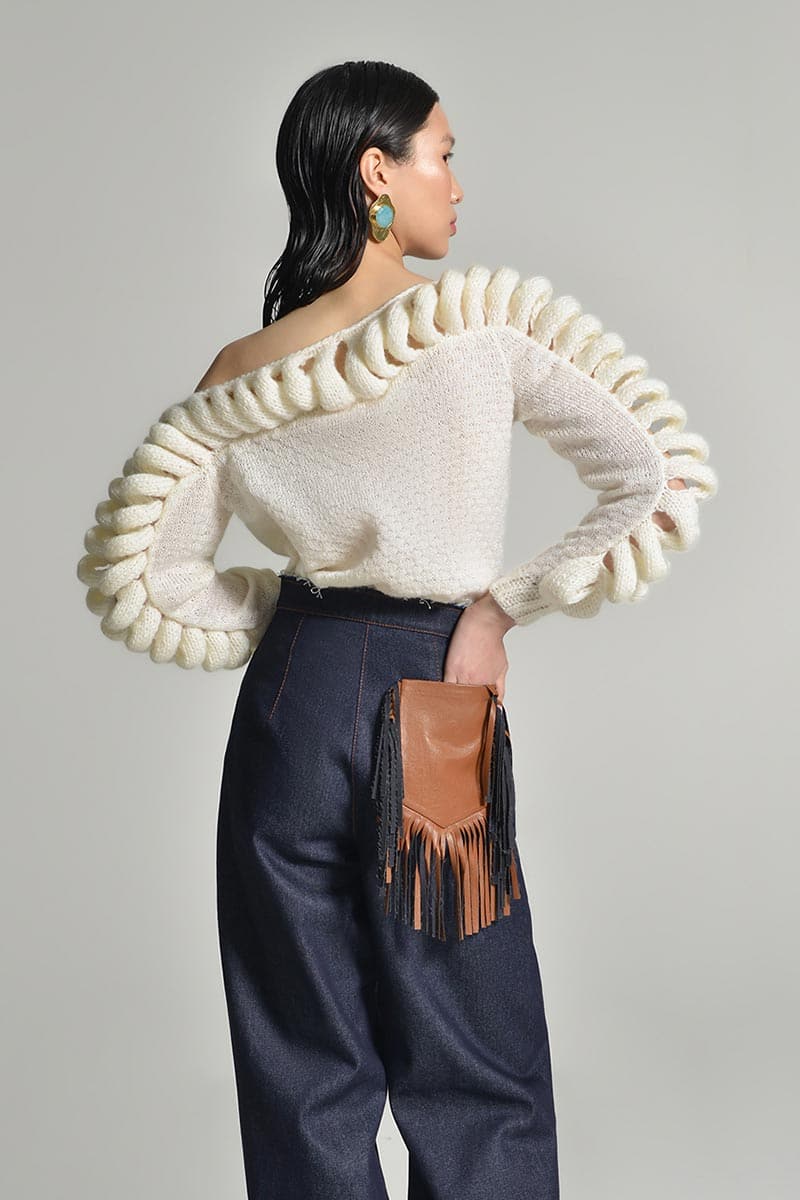 OFF-SHOULDER KNIT SWEATER