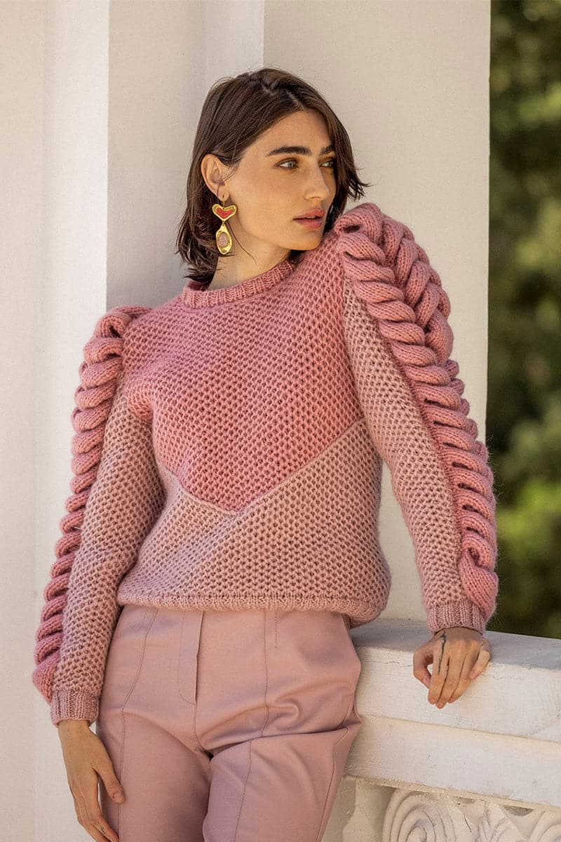 TURTLENECK PINK SWEATER