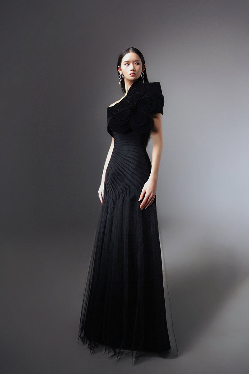 CULT MIA X HAPPY CLOTHING LESTER A-LINE ORGANZA MAXI DRESS IN BLACK